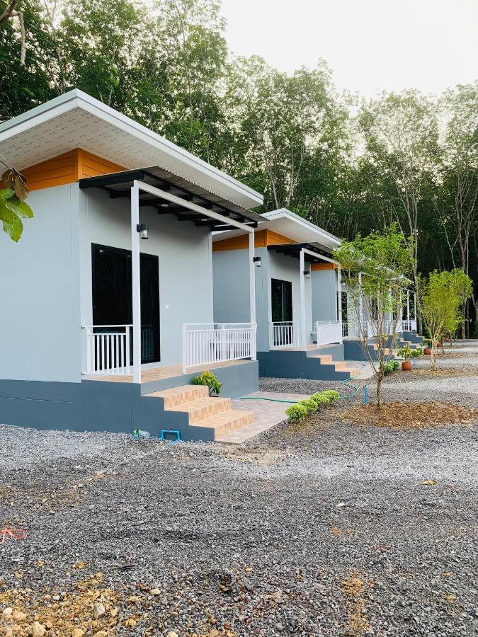 Suanvadee Resort สวนวดี รีสอร์ท Don Sak Extérieur photo