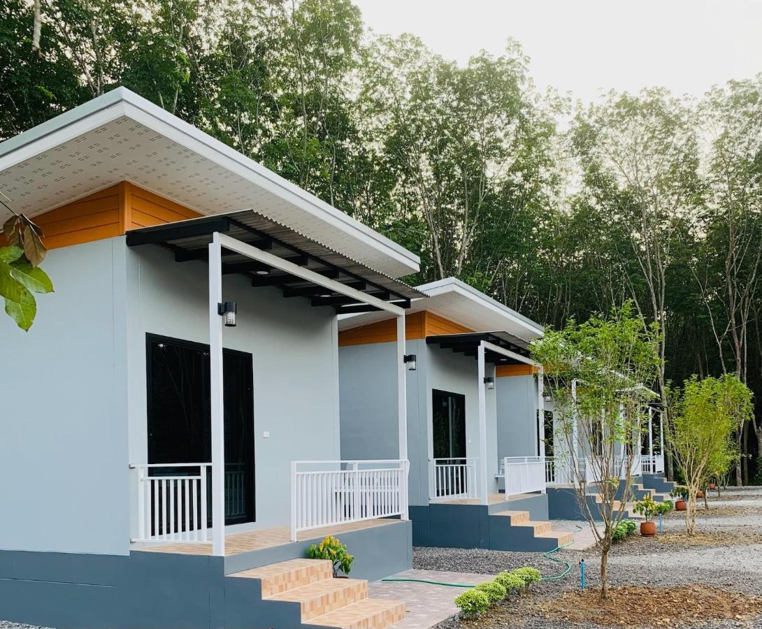 Suanvadee Resort สวนวดี รีสอร์ท Don Sak Extérieur photo